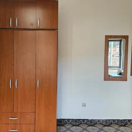 Angie's Shared Tam Séjour chez l'habitant Tirana