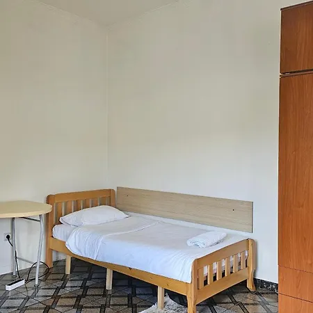 Angie's Shared Tam Privat bolig Tirana