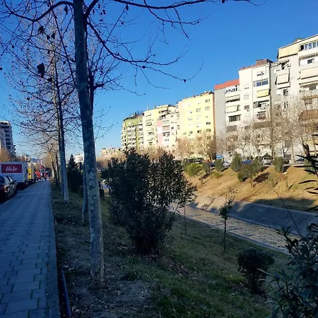 Homestay Angie's Shared Tam Tirana